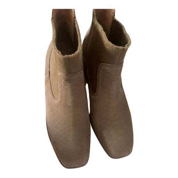 Crown vintage pull on booties brown faux animal croc print size 9 heeled woman’s - Picture 3 of 10